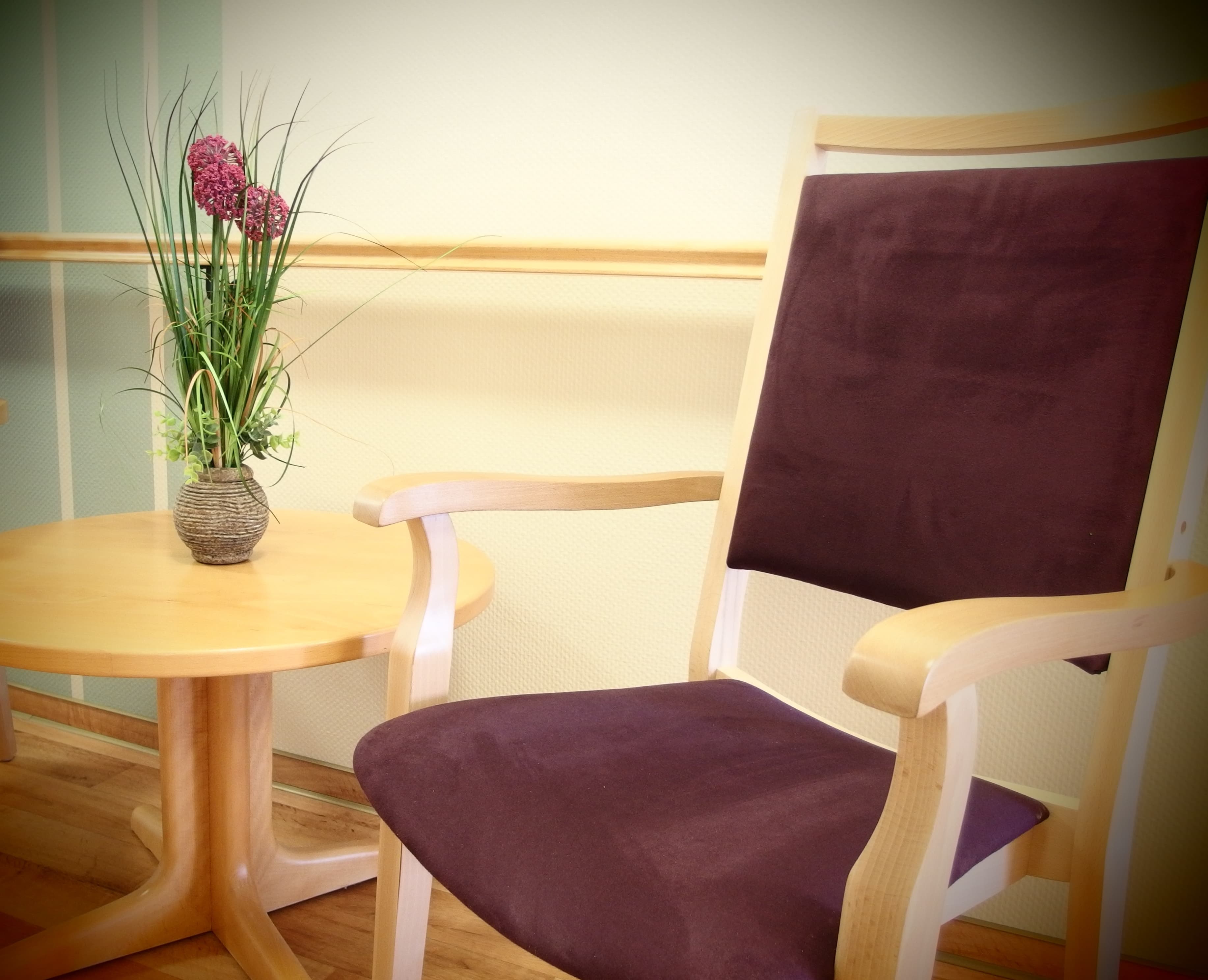 Gemütliche Sitzbereiche laden zum Verweilen ein3